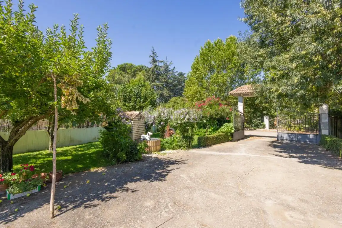 Jardí de Finca rústica en venda en Villagonzalo de Tormes amb Calefacció, Jardí privat i Traster
