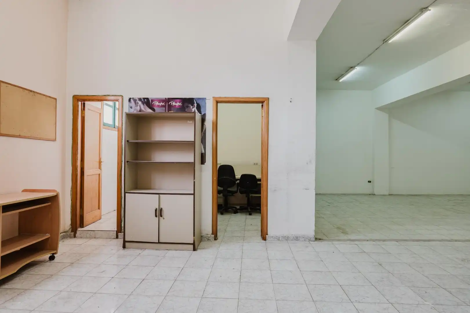 Business premises for sale in Avenida AVENIDA DE CARLOS V 32, imagen 13