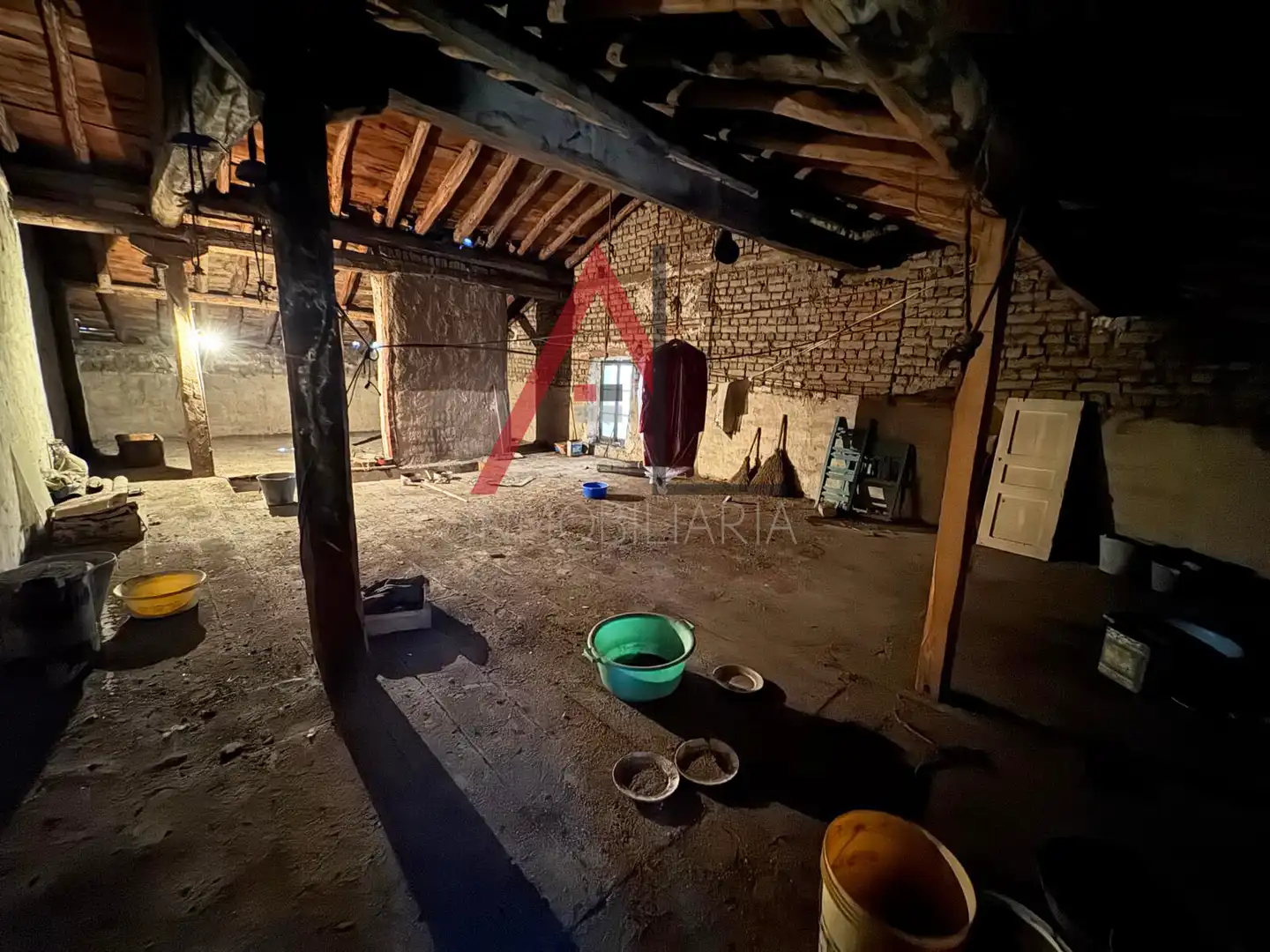 Casa adosada en venta en Nava de la Asunción
