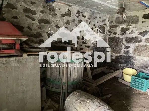 Casa o xalet en venda en A Cañiza   amb Traster i Moblat
