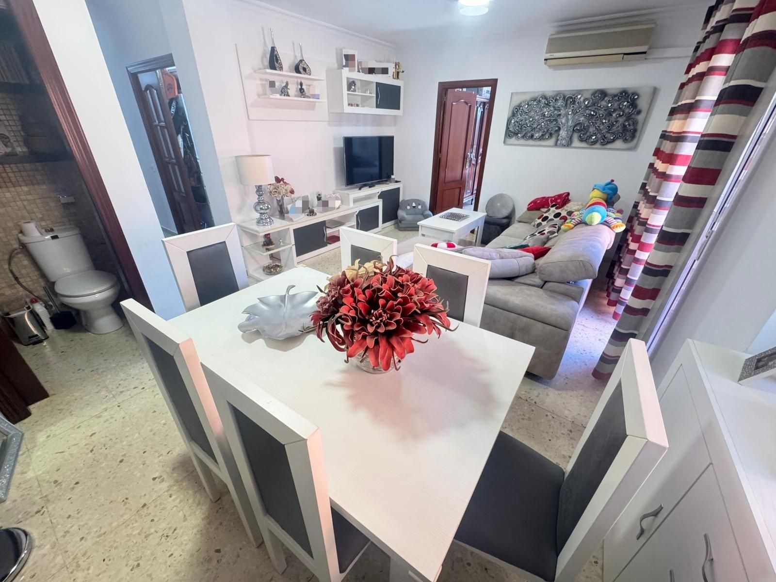 Dining room of Flat for sale in Dos Hermanas  with Air Conditioner, Heating and Terrace