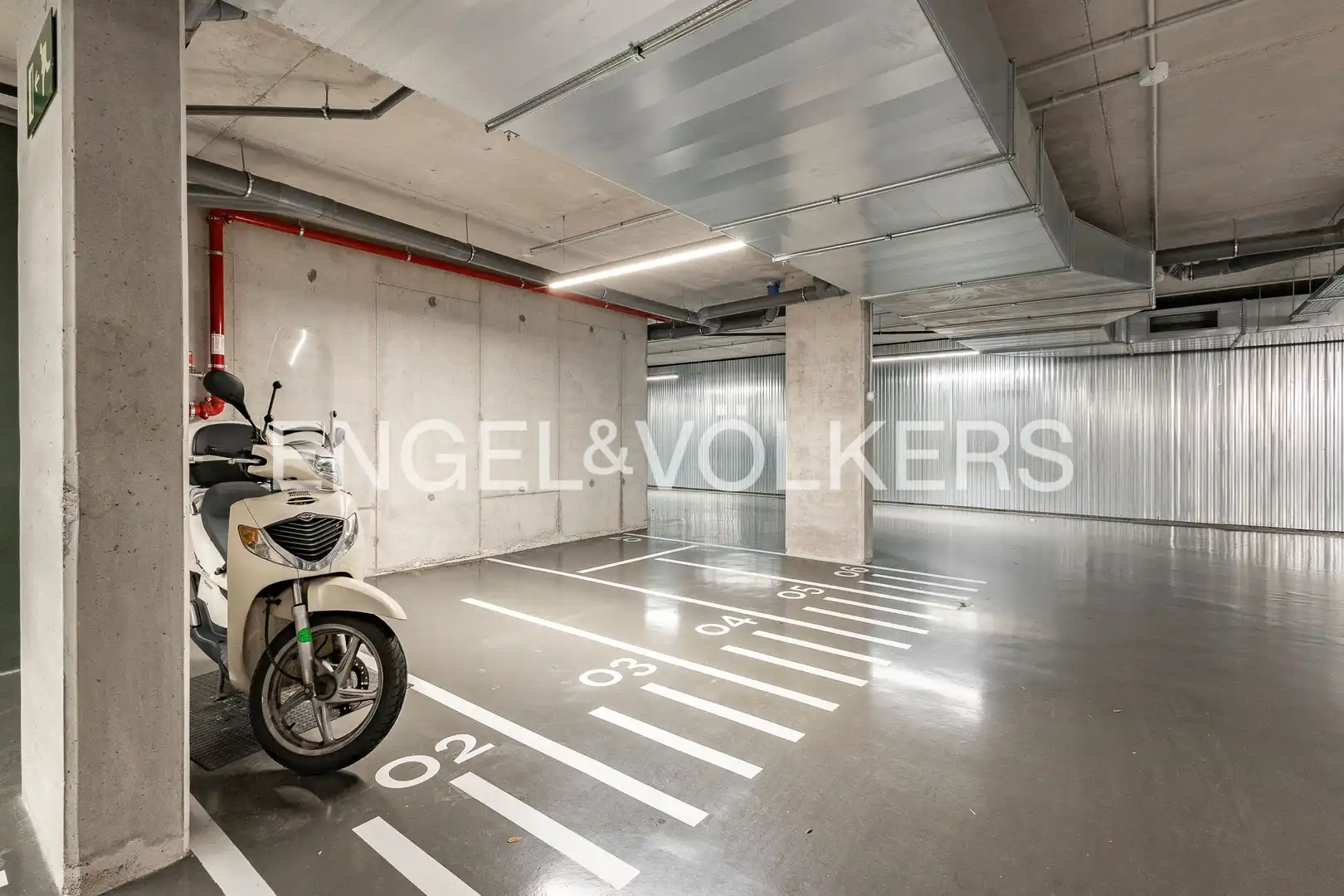 Parking of Flat for sale in Barcelona  with Air Conditioner, Heating and Terrace