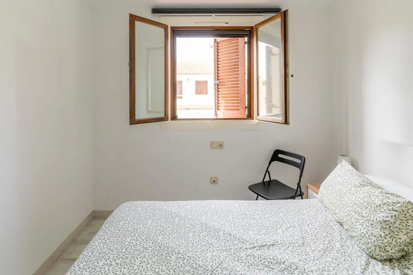 Bedroom of Detached homes for sale in Santa Pola  with Air Conditioner, Private garden and Parquet flooring