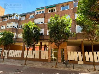 Vista exterior de Pis en venda en Valladolid Capital amb Terrassa