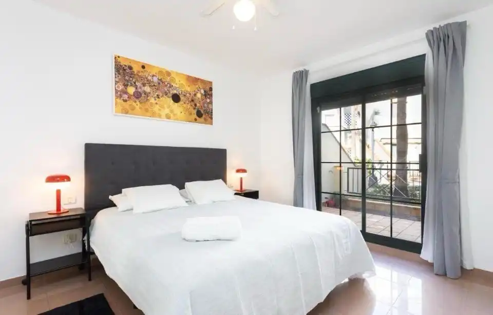 Dormitori de Casa o xalet en venda en Adeje amb Jardí privat, Terrassa i Moblat