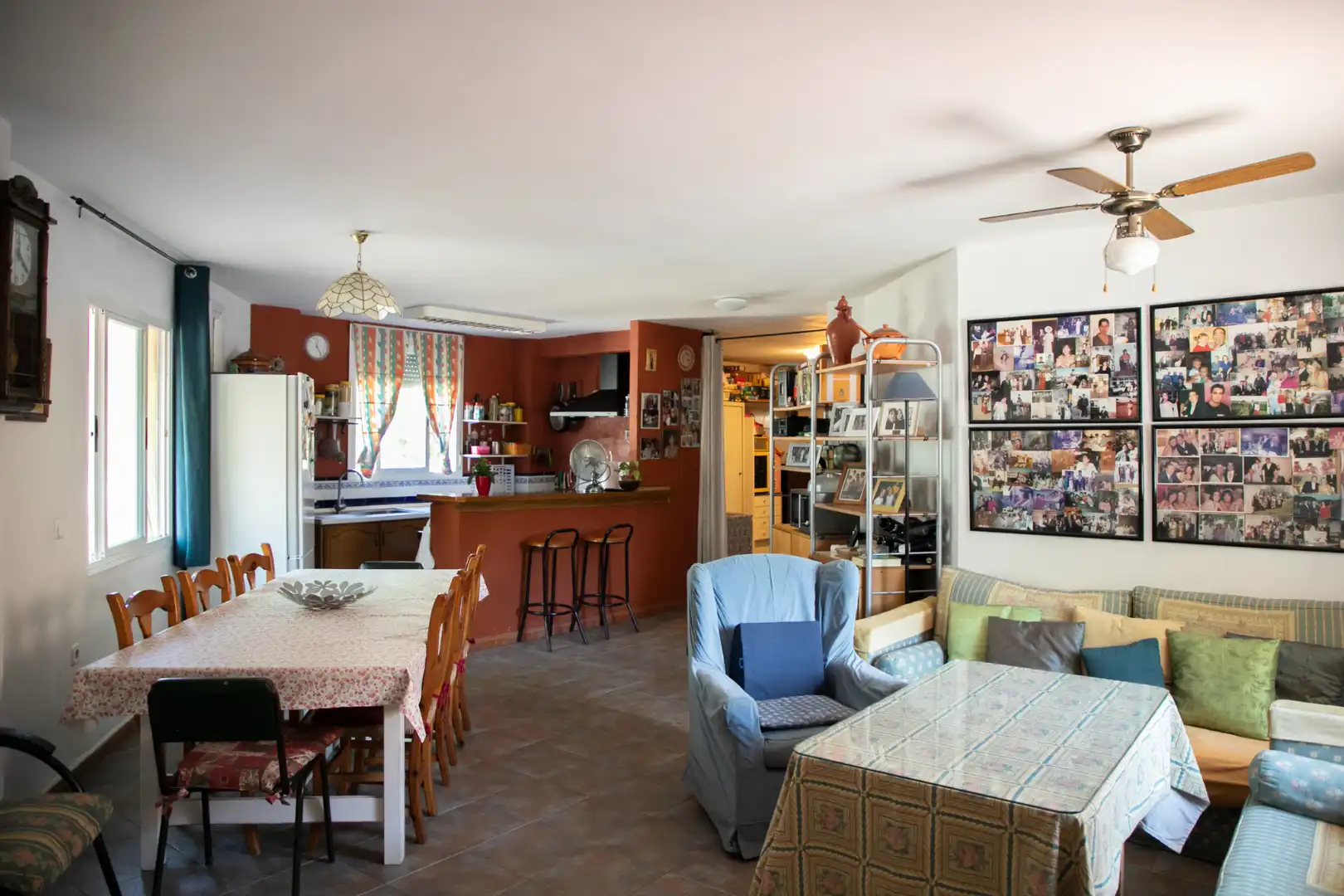 Comedor de Casa o chalet en venta en Castilleja de la Cuesta con Aire acondicionado, Calefacción y Jardín privado