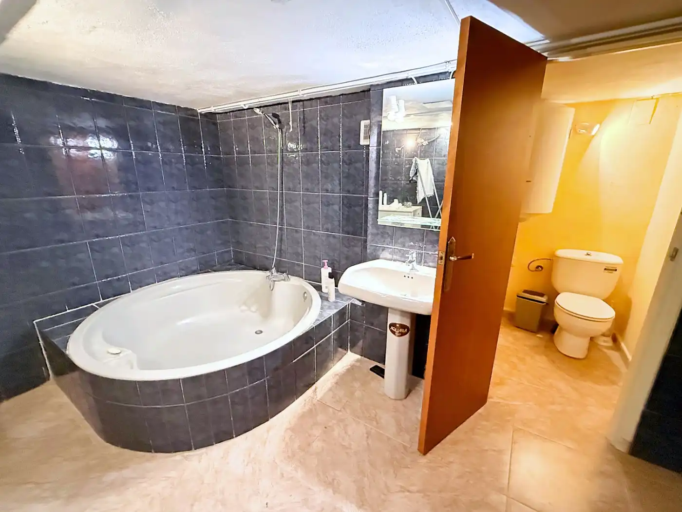 Villa con piscina in vendita a Carrió - La Merced - Los Pinos, imagen 47