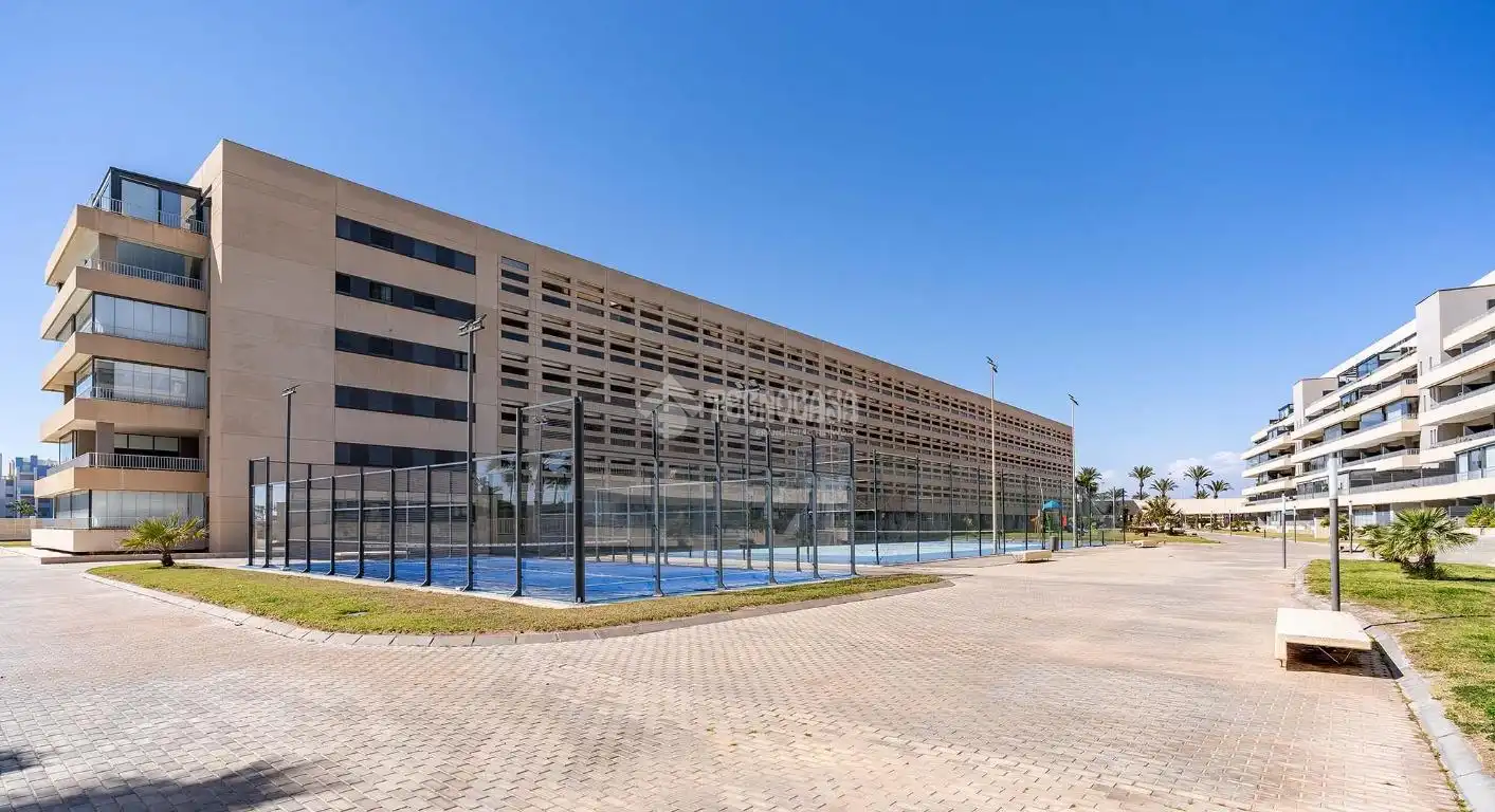 Vista exterior de Piso en venta en Roquetas de Mar con Aire acondicionado, Terraza y Amueblado