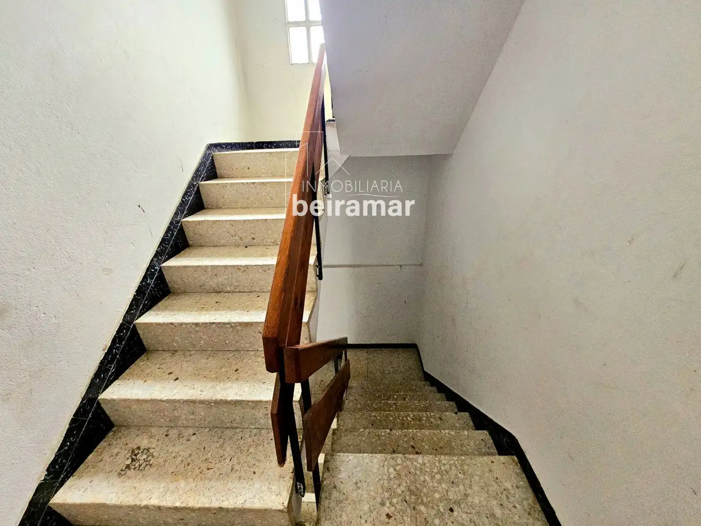 Piso en venta en Ribeira con Calefacción y Trastero