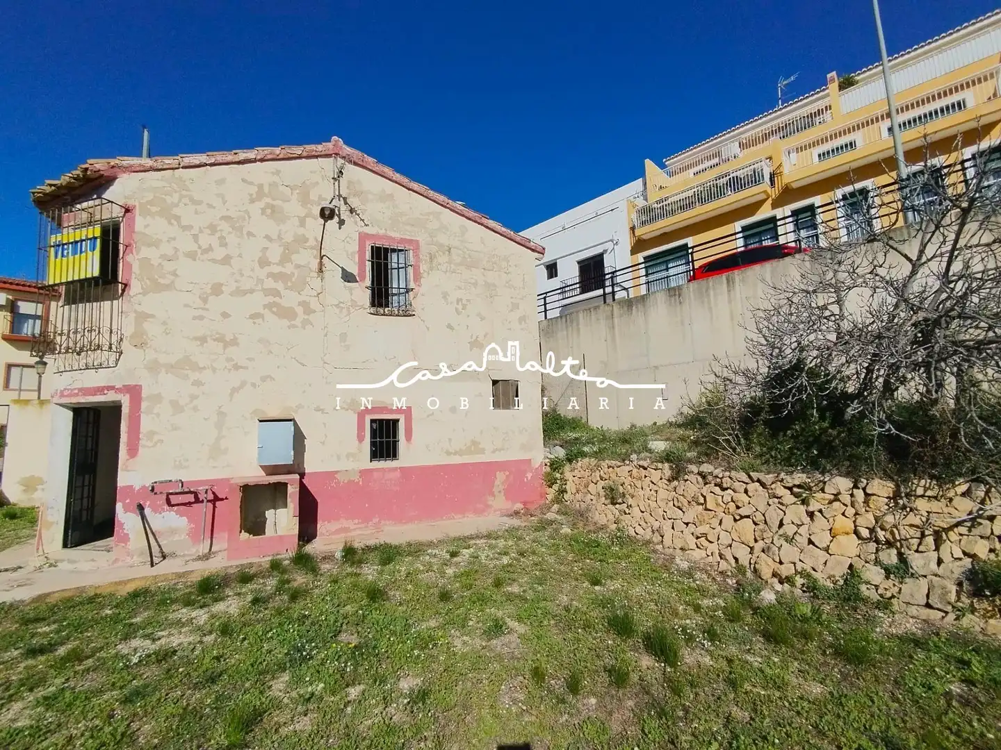 Vista exterior de Casa o xalet en venda en Callosa d'en Sarrià amb Jardí privat