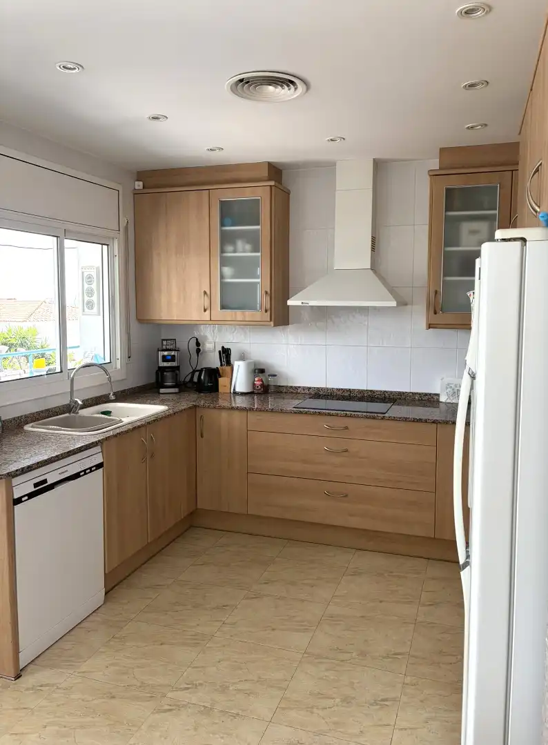 Cocina de Casa o chalet en venta en El Perelló con Aire acondicionado, Calefacción y Jardín privado