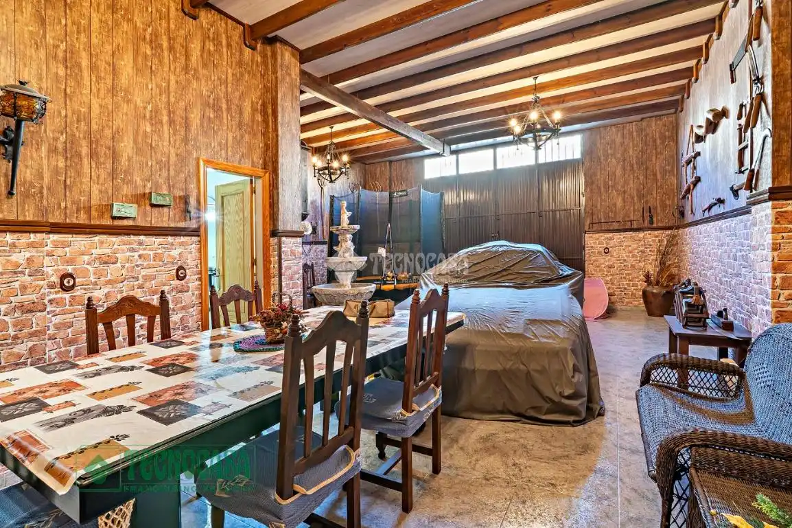 Haus oder Chalet zum Verkauf in El Ejido mit Klimaanlage und Möbliert