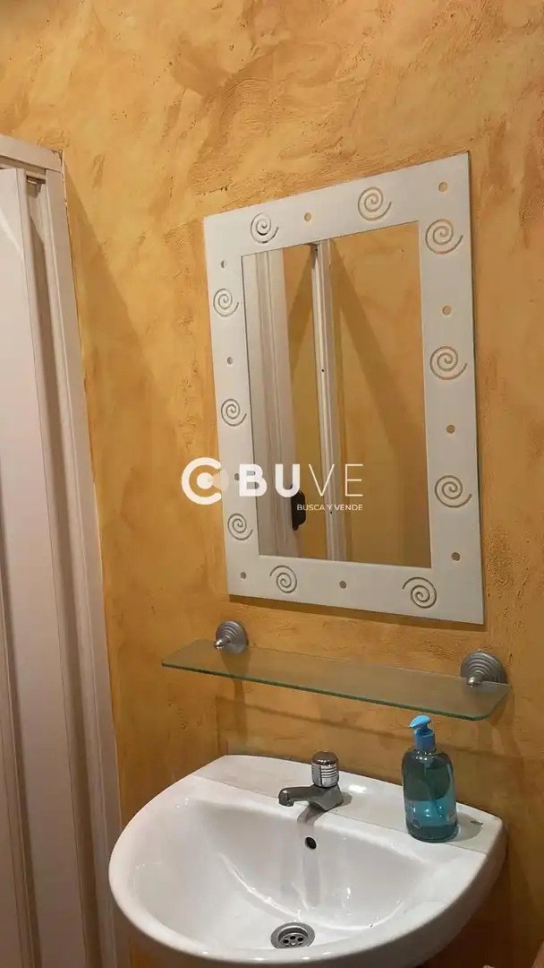 Badezimmer von Büro zum Verkauf in Valladolid mit Heizung und Internet