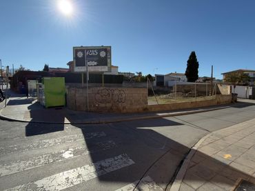Wohnbaugrundstück zum Verkauf in La Zubia Ciudad