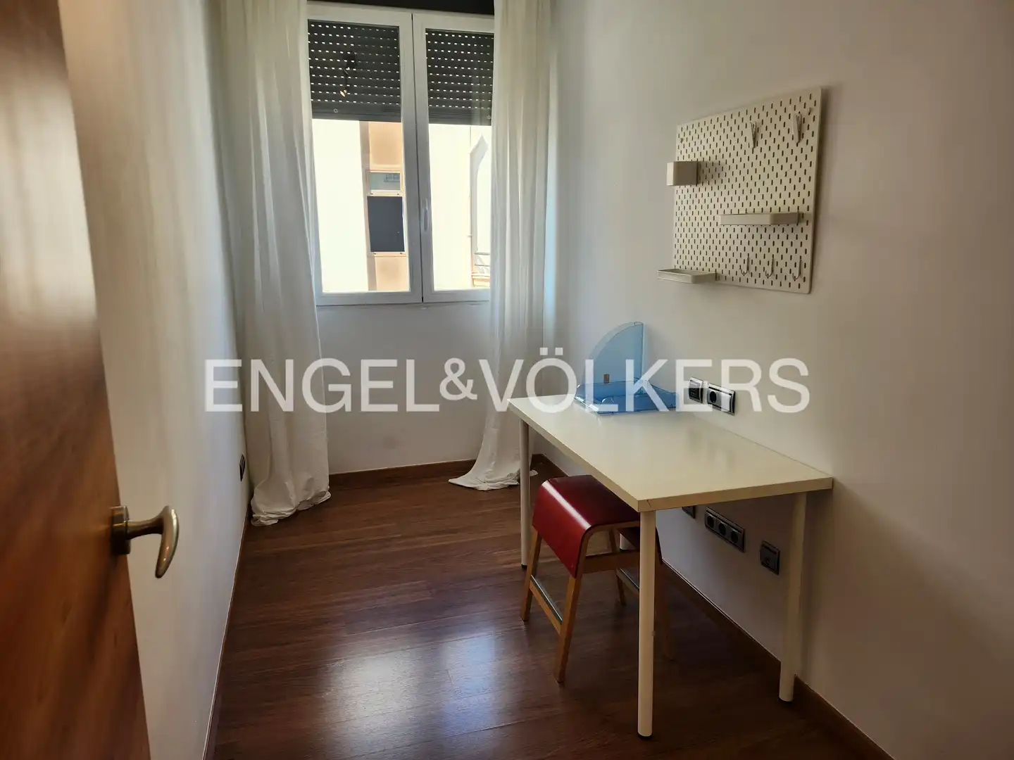 Wohnung zur Miete in Valencia mit Klimaanlage, Heizung und Möbliert