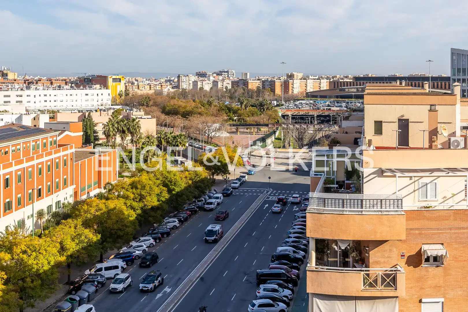 Exterior view of Flat for sale in Sevilla  with Air Conditioner, Heating and Terrace