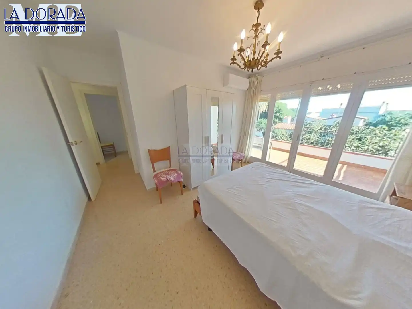 Reihenhaus mit Terrasse zum Verkauf in Ardiaca - La Llosa, imagen 36