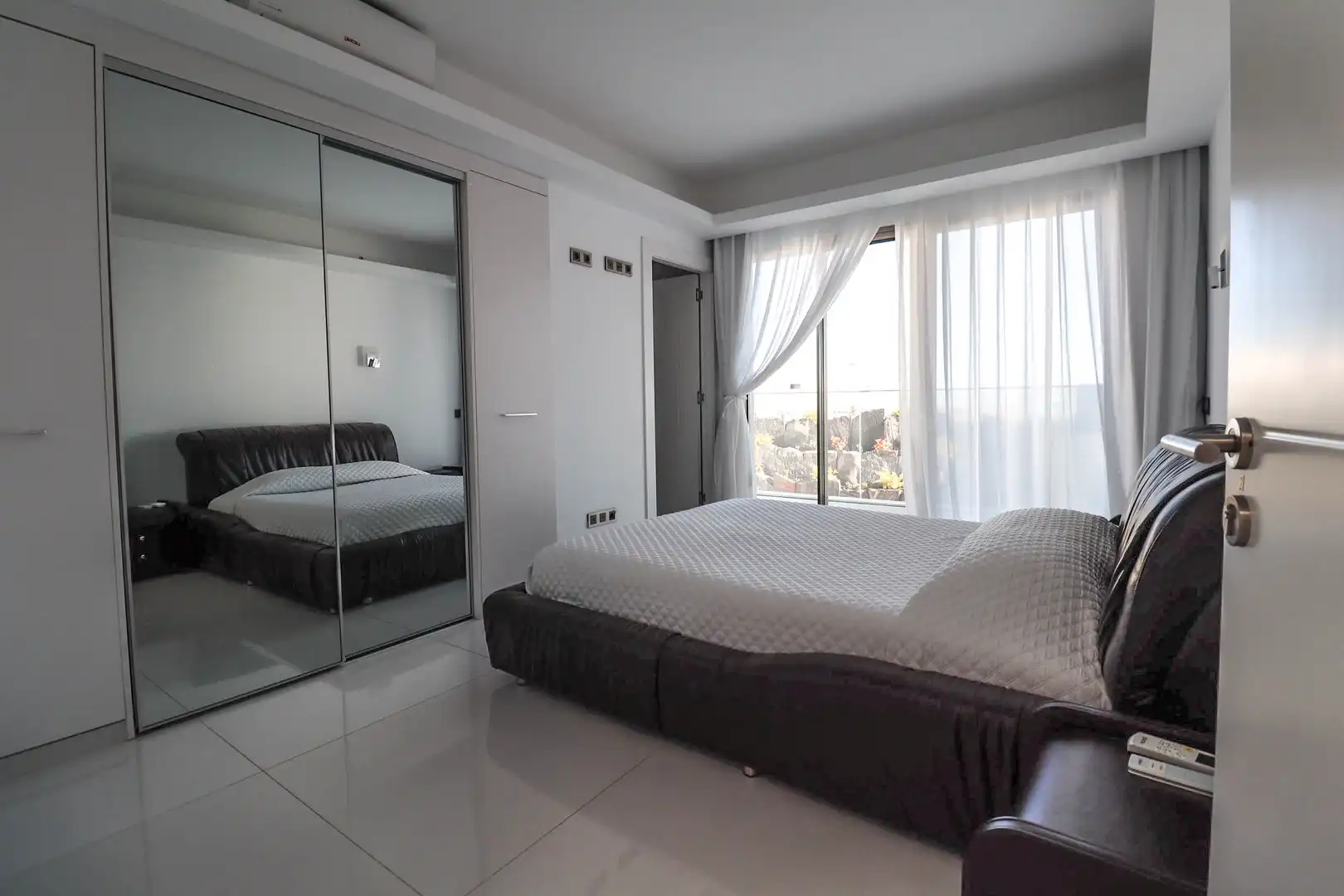 Habitación de Casa o chalet en venta en Teguise con Piscina y Amueblado