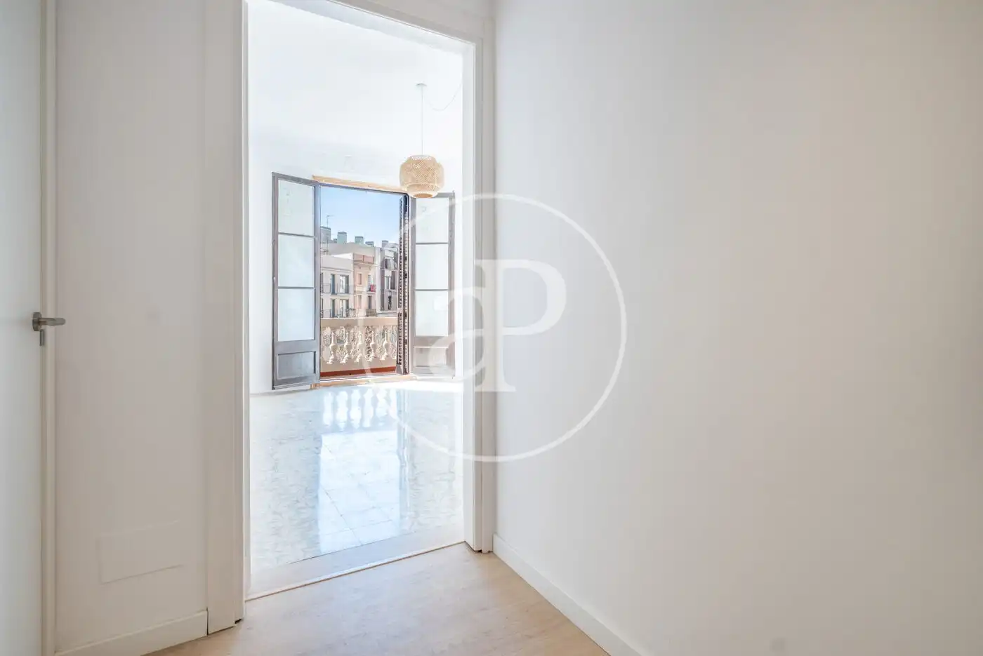 Flat for rent in Barcelona  with Air Conditioner, Heating and Balcony