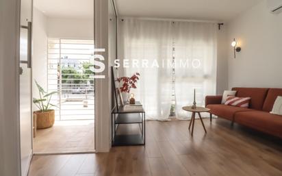 Living room of Planta baja for sale in Vilanova i la Geltrú  with Air Conditioner and Terrace