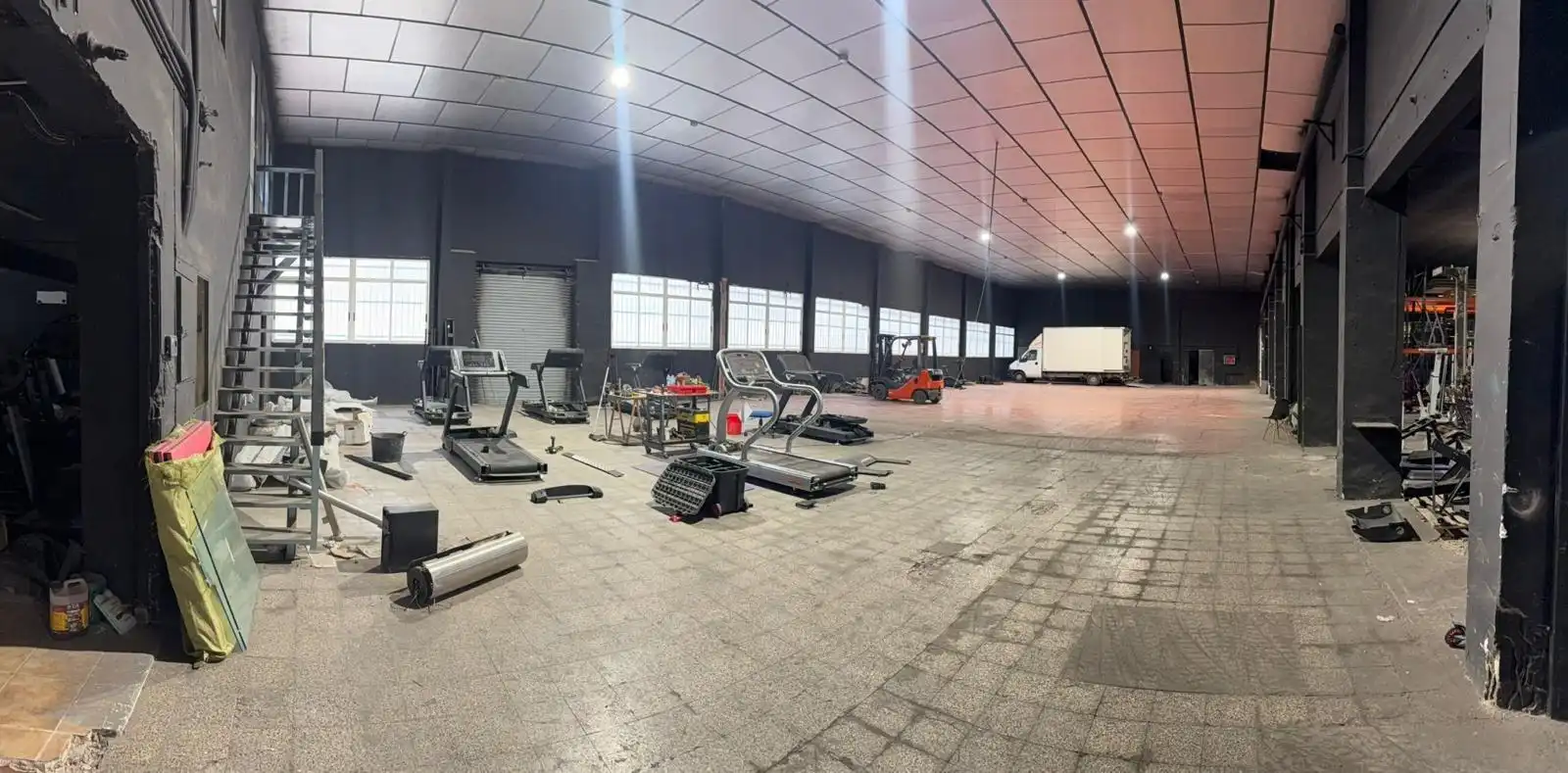 Industrial building for sale in Monóvar  / Monòver, imagen 2