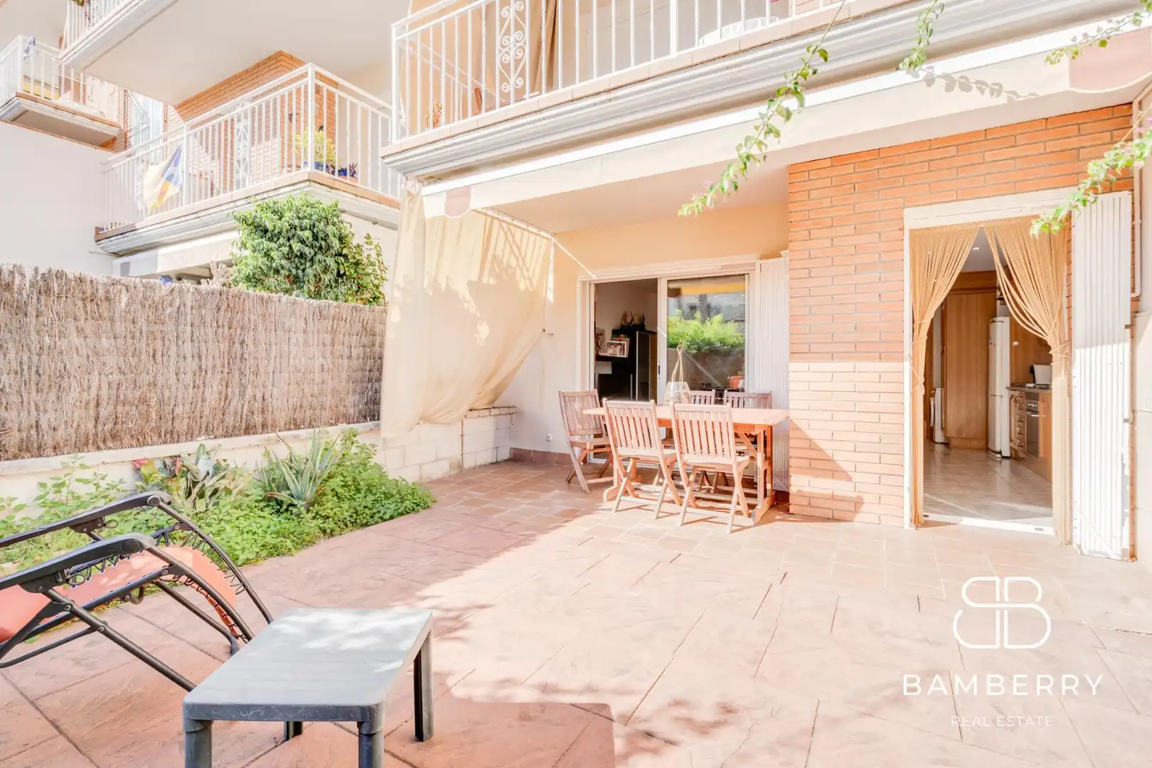 Terraza de Apartamento en venta en Sant Pol de Mar con Calefacción, Trastero y Piscina comunitaria