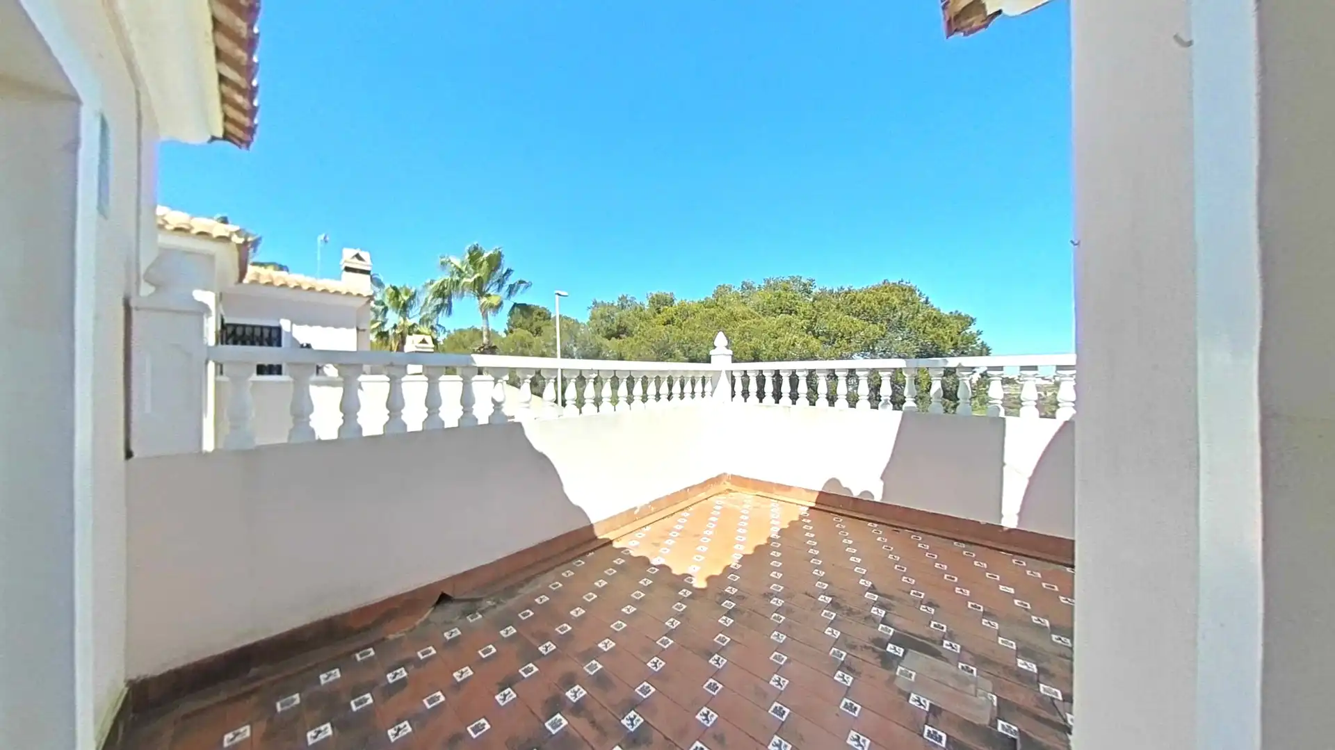 Terrassa de Casa adosada en venda en Orihuela amb Jardí privat, Traster i Balcó