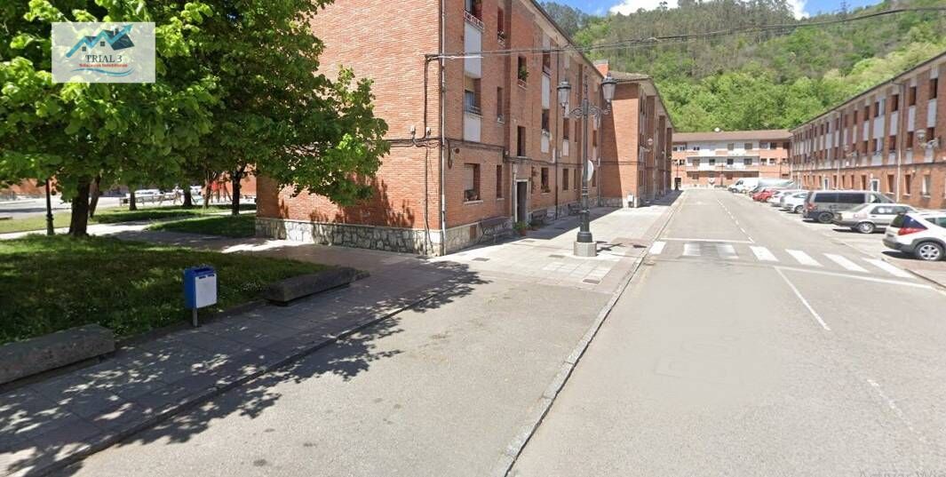 Exterior view of Flat for sale in Oviedo   with Private garden