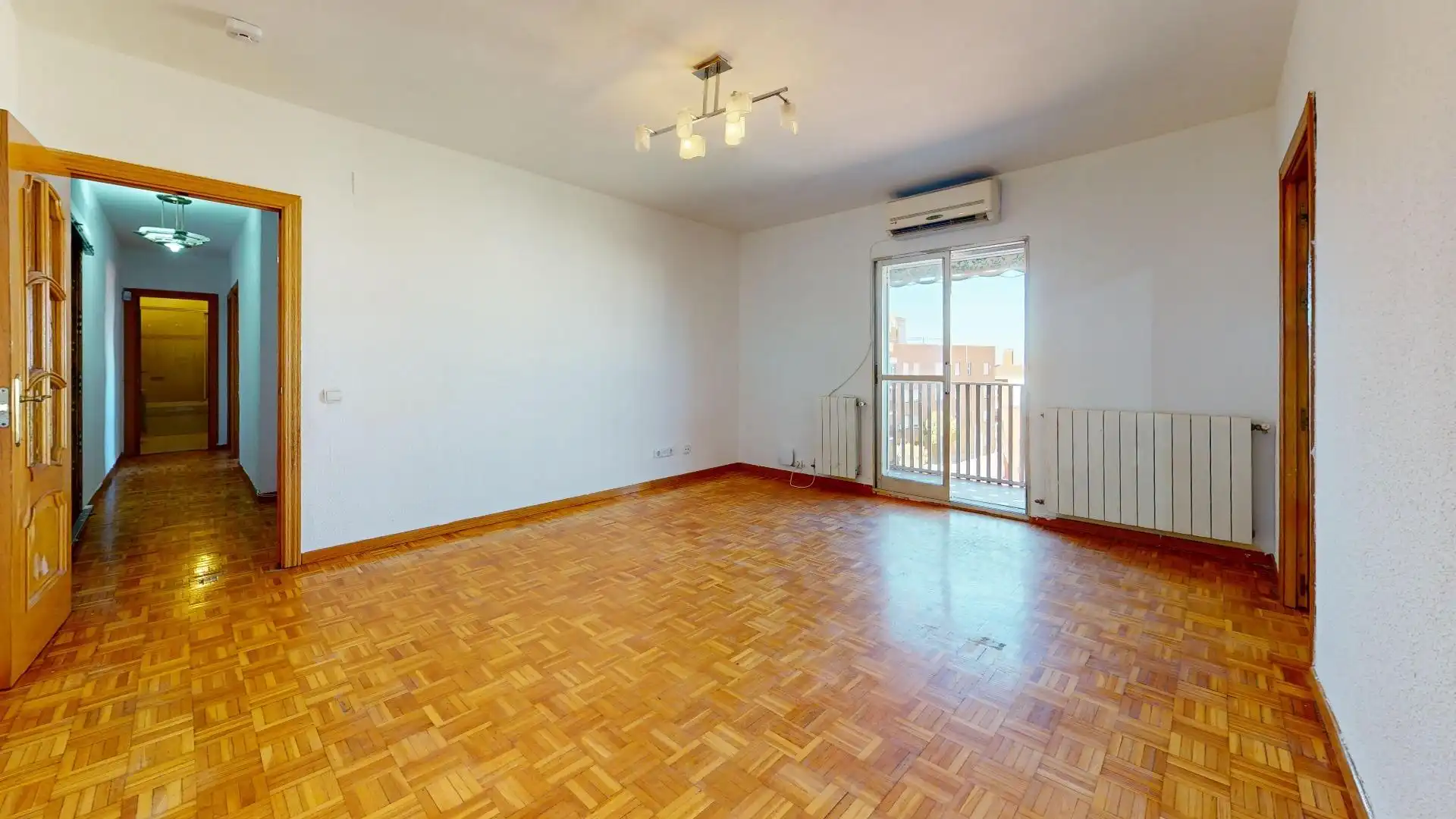 Sala de estar de Piso en venta en Madrid con Aire acondicionado, Calefacción y Parquet