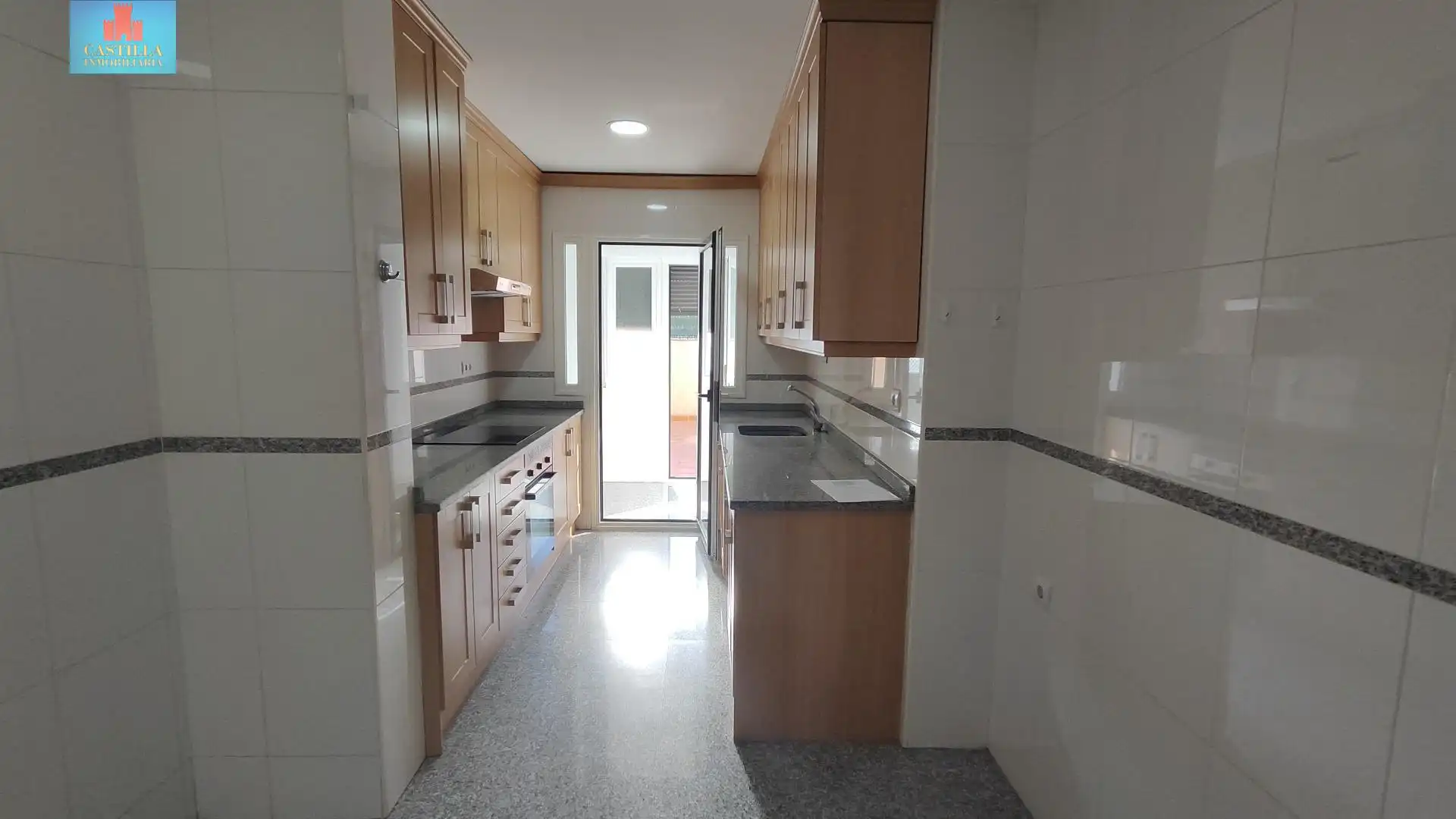 Cuina de Casa adosada en venda en Hervencias