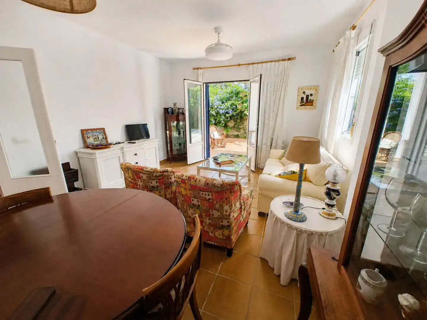 Wohnzimmer von Erdgeschoss zum Verkauf in Sanlúcar de Barrameda mit Schwimmbad