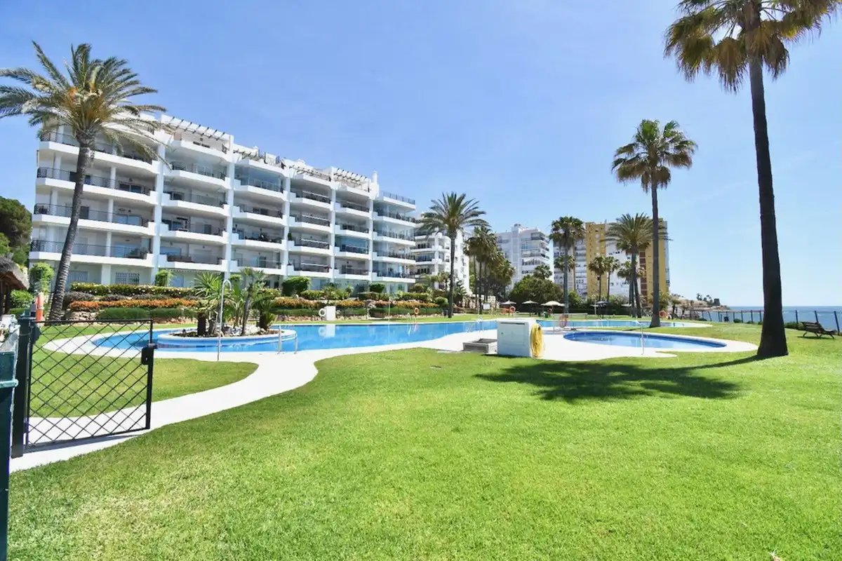 Apartamento con jardín en venta en Calahonda, imagen 45