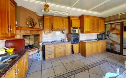 Kitchen of Attic for sale in Alicante / Alacant  with Air Conditioner
