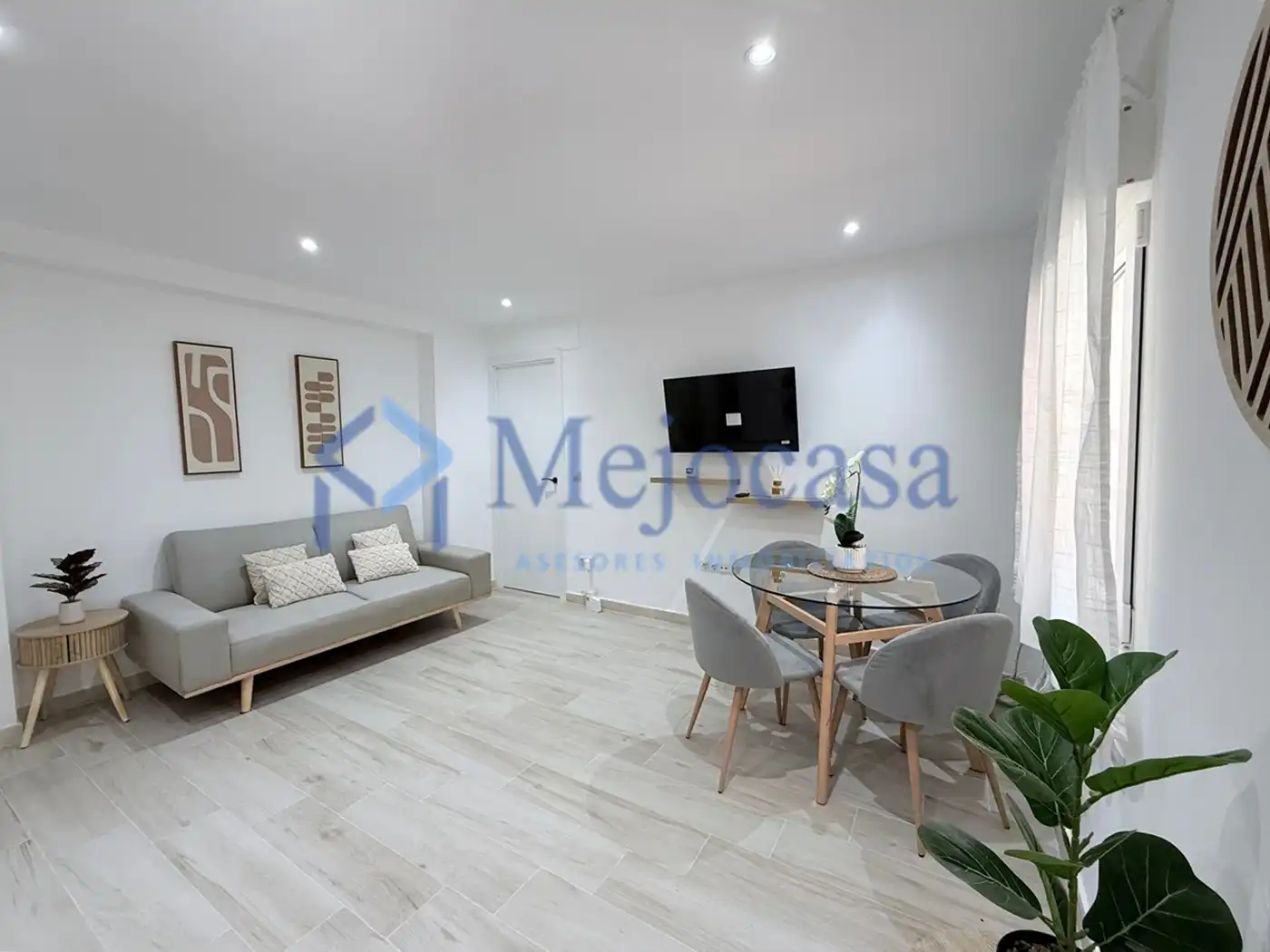 Sala de estar de Piso en venta en Madrid con Aire acondicionado, Calefacción y Amueblado