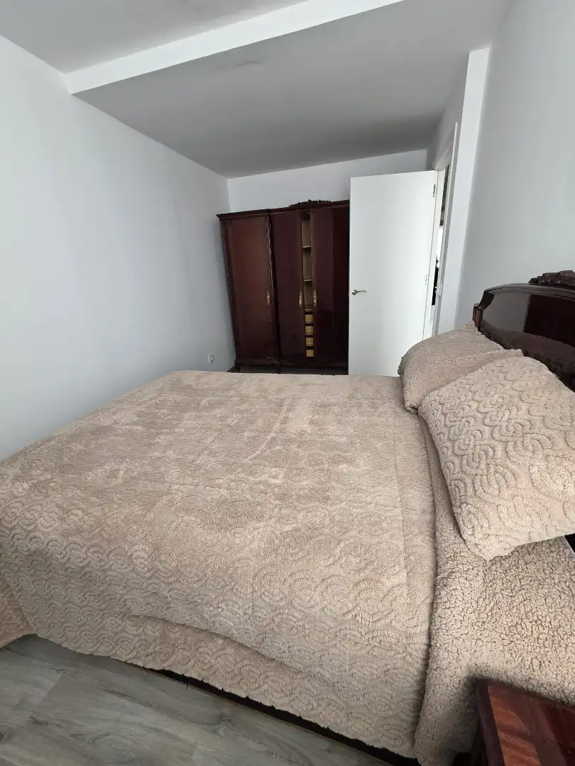 Bedroom of Flat for rent in Ferrol  with Air Conditioner, Heating and Furnished