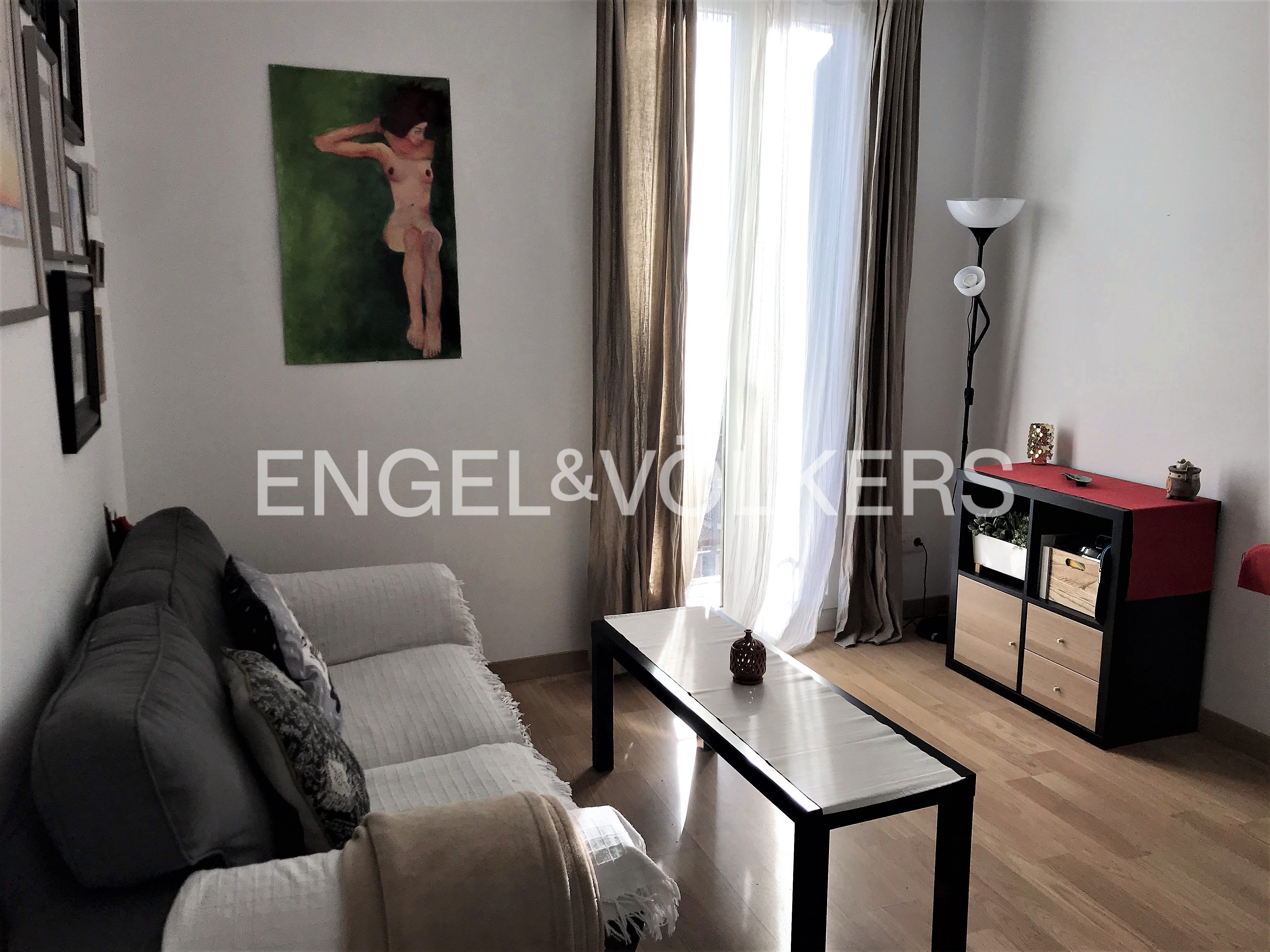 Living room of Apartment to rent in  Barcelona Capital  with Heating, Parquet flooring and Balcony