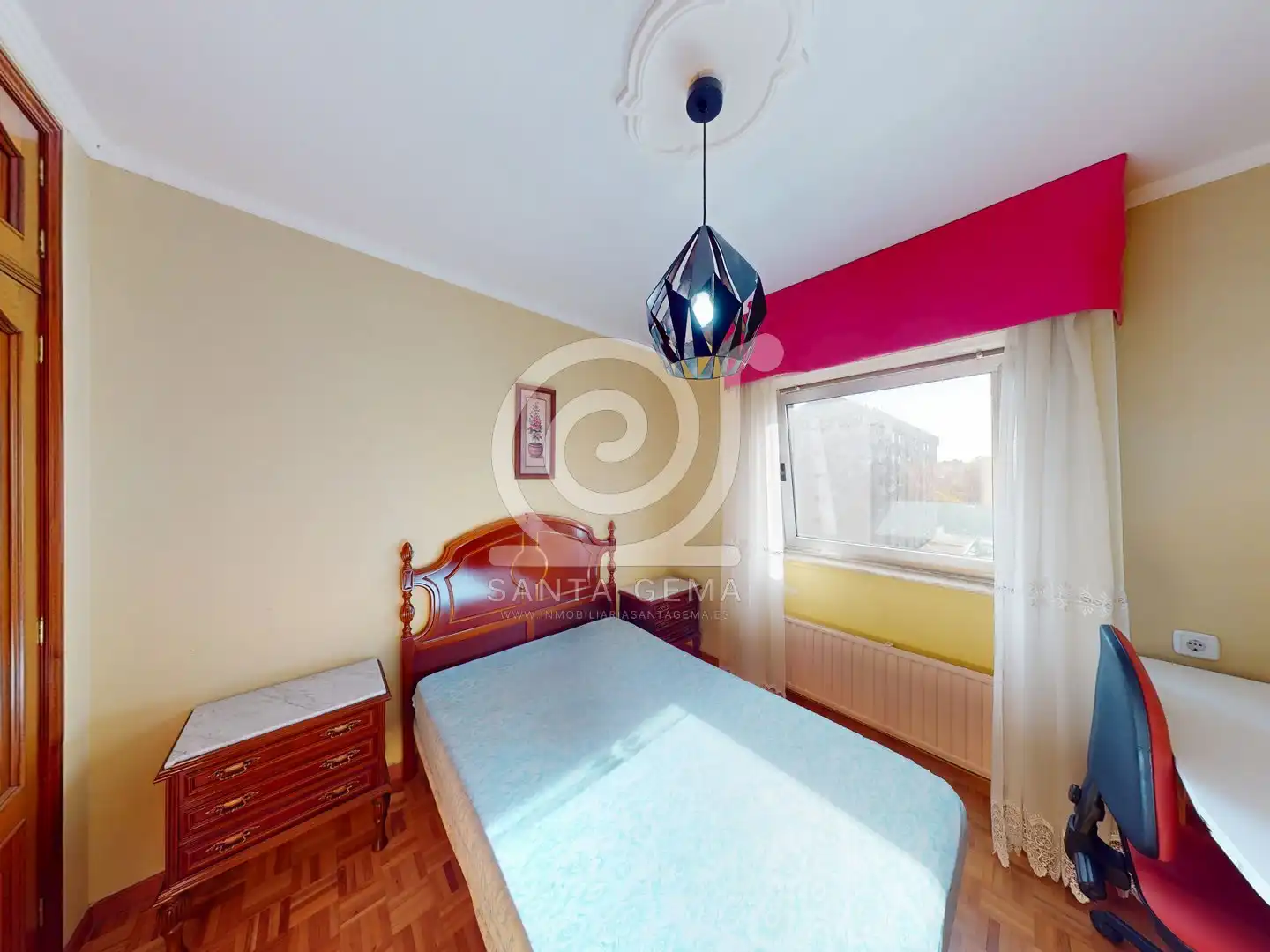 Bedroom of Flat for sale in A Coruña Capital   with Heating, Storage room and Furnished