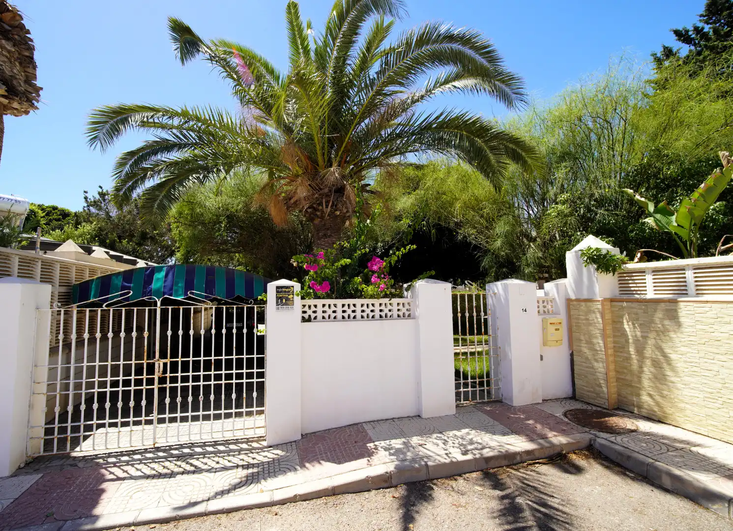 Villa con giardino in vendita a Calle Río Ter 14, imagen 3