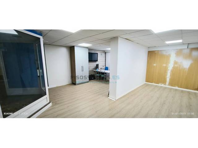 Local comercial en Venta en Calle Lauri Volpi, 47 en L'Eixereta