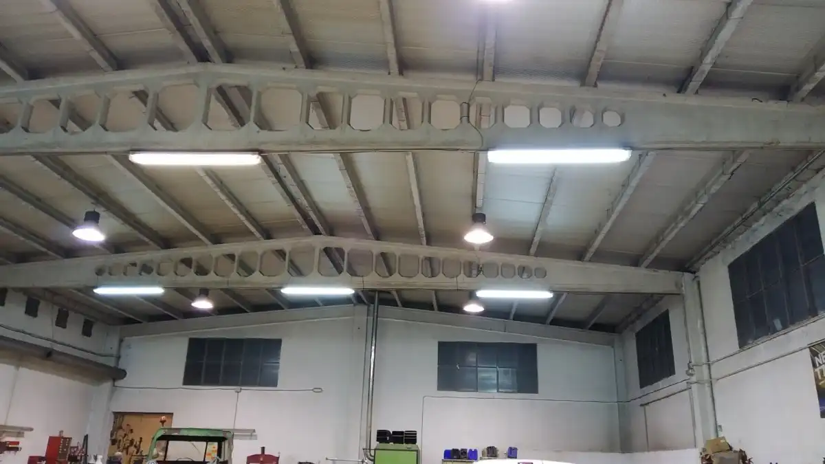 Nave industrial en venta en Calle CAMINO CEMENTERIO, 7, Cuéllar