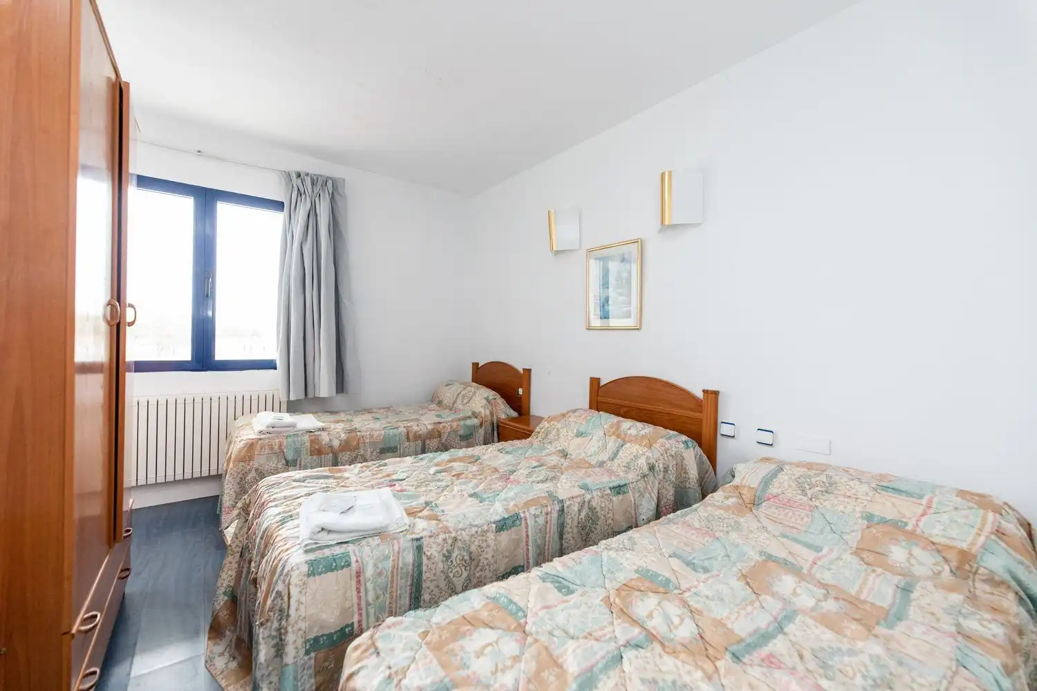 Habitación de Edificio en venta en Riocabado