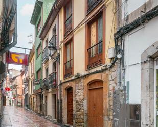 Vista exterior de Casa o xalet en venda en Ribadesella amb Jardí privat, Terrassa i Balcó