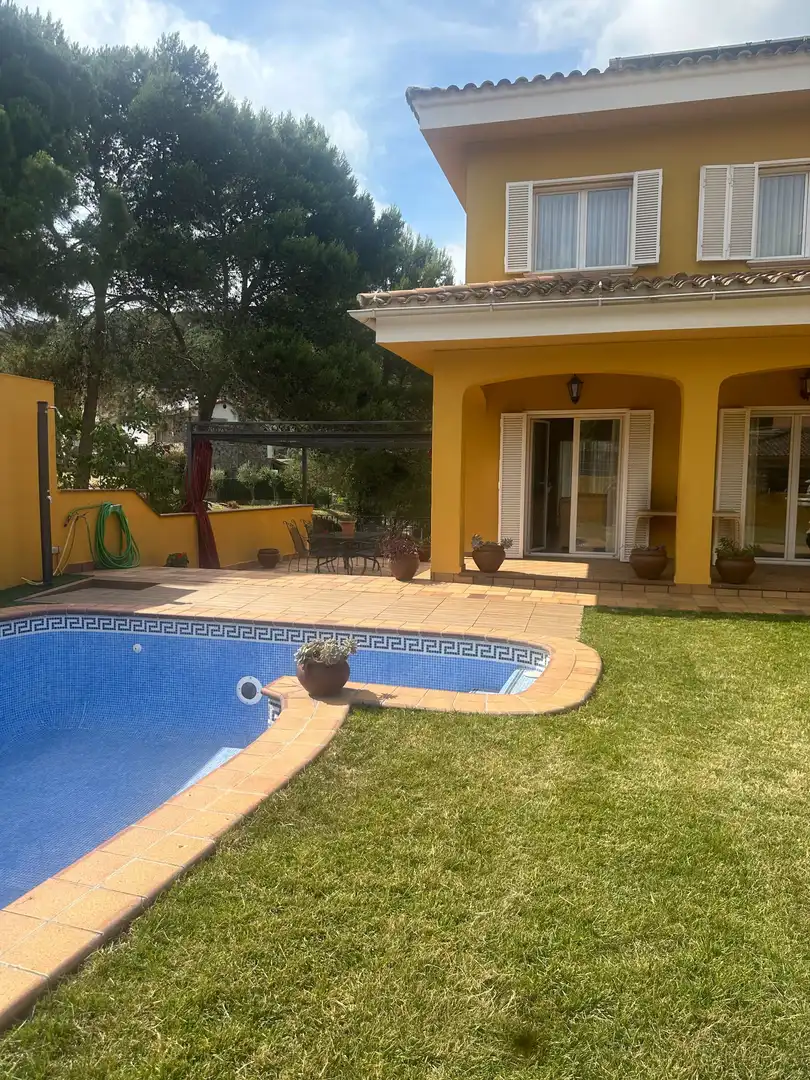 Piscina de Casa o chalet en venta en Montornès del Vallès con Aire acondicionado, Calefacción y Jardín privado