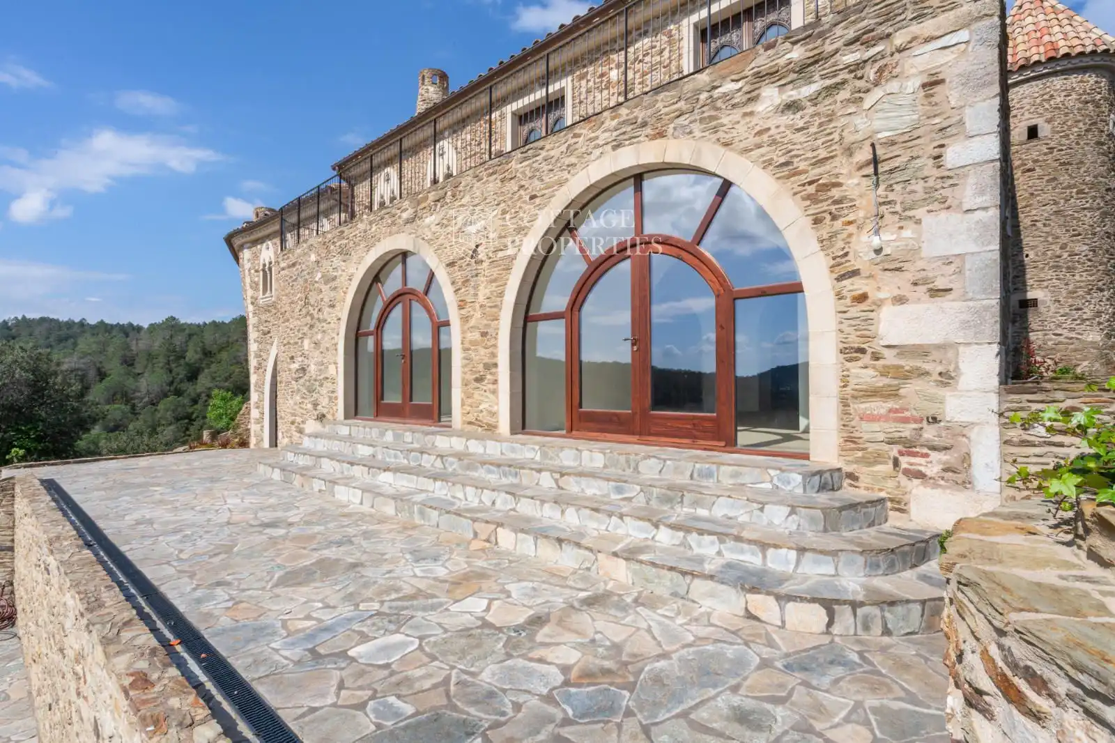 Exterior view of Country homes for sale in Llambilles  with Air Conditioner, Heating and Private garden