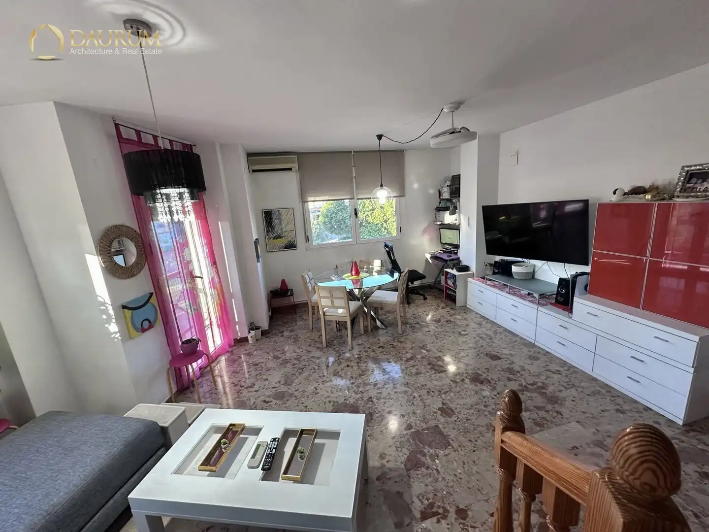 Maisonette zum Verkauf in Juan Carlos I