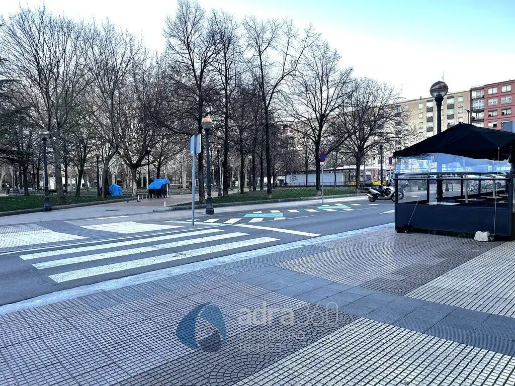 Local comercial de lloguer a Ramírez de Velasco, imagen 15