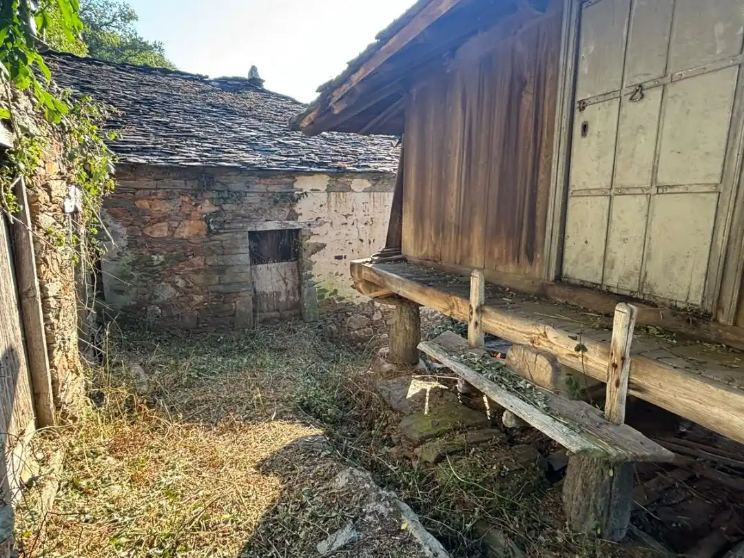 Exterior view of Houses for sale in Allande, Asturias