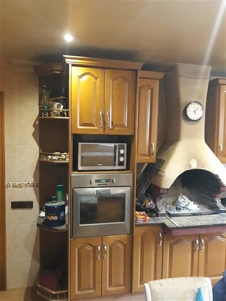 Cuina de Casa o xalet en venda en Sant Pere de Ribes amb Calefacció, Jardí privat i Terrassa