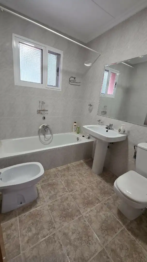 Baño de Casa o chalet en venta en Chiva con Aire acondicionado, Jardín privado y Terraza