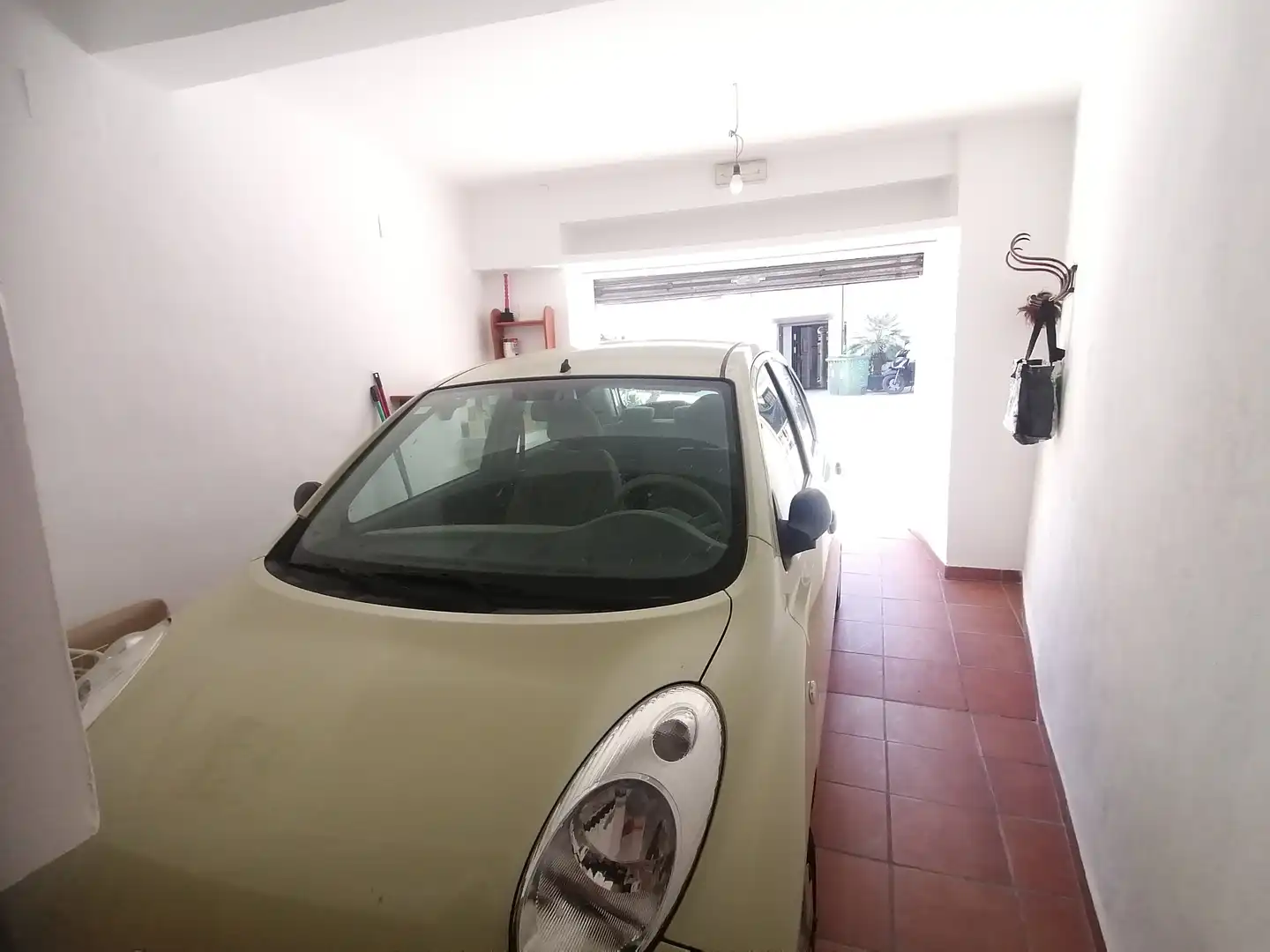 Parking de Planta baja en venta en Granada con Parquet y Amueblado